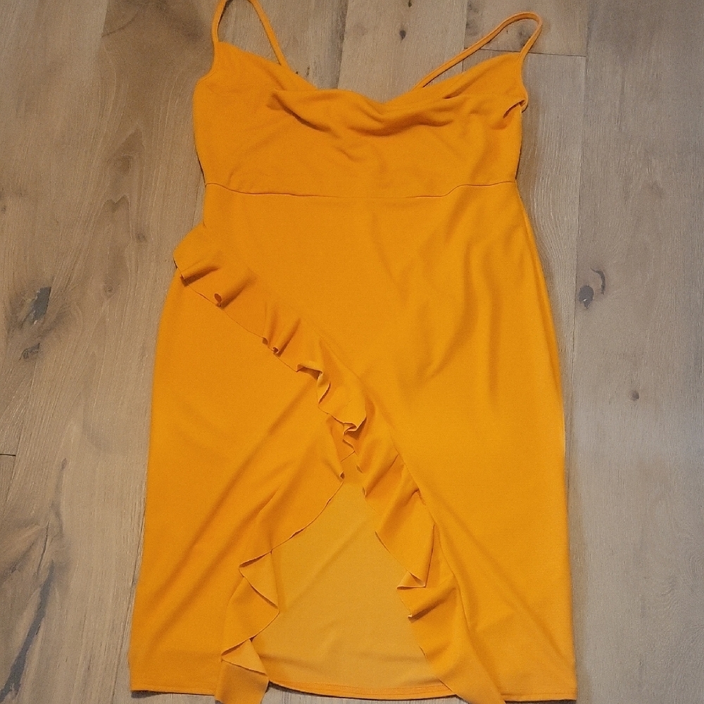 Pretty Little Thing Orange Crowl Neck Dress Plus Size 20